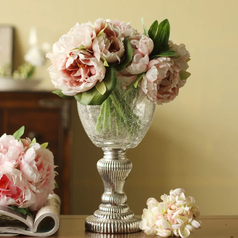 The modern classical high imitation flower suit silver bottom glass goblet +3 bouquet of peony flower vase
The modern classical high imitation flower suit silver bottom glass goblet +3 bouquet of peony flower vase