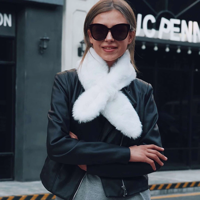 Bella Philosophy 2018 Autumn Winter faux fur for Women scarf women street casual outwear long scarf solid fashion female scarf
Bella Philosophy 2018 Autumn Winter faux fur for Women scarf women street casual outwear long scarf solid fashion female scarf