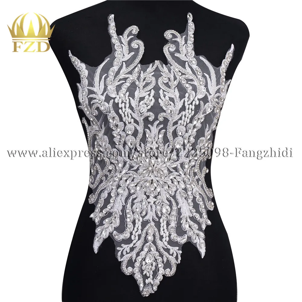 FZD 1 Piece White Hand made Embroidery trim stone patches sew on Rhinestones sequins Lace applique on mesh for bodice Decoration
FZD 1 Piece White Hand made Embroidery trim stone patches sew on Rhinestones sequins Lace applique on mesh for bodice Decoration