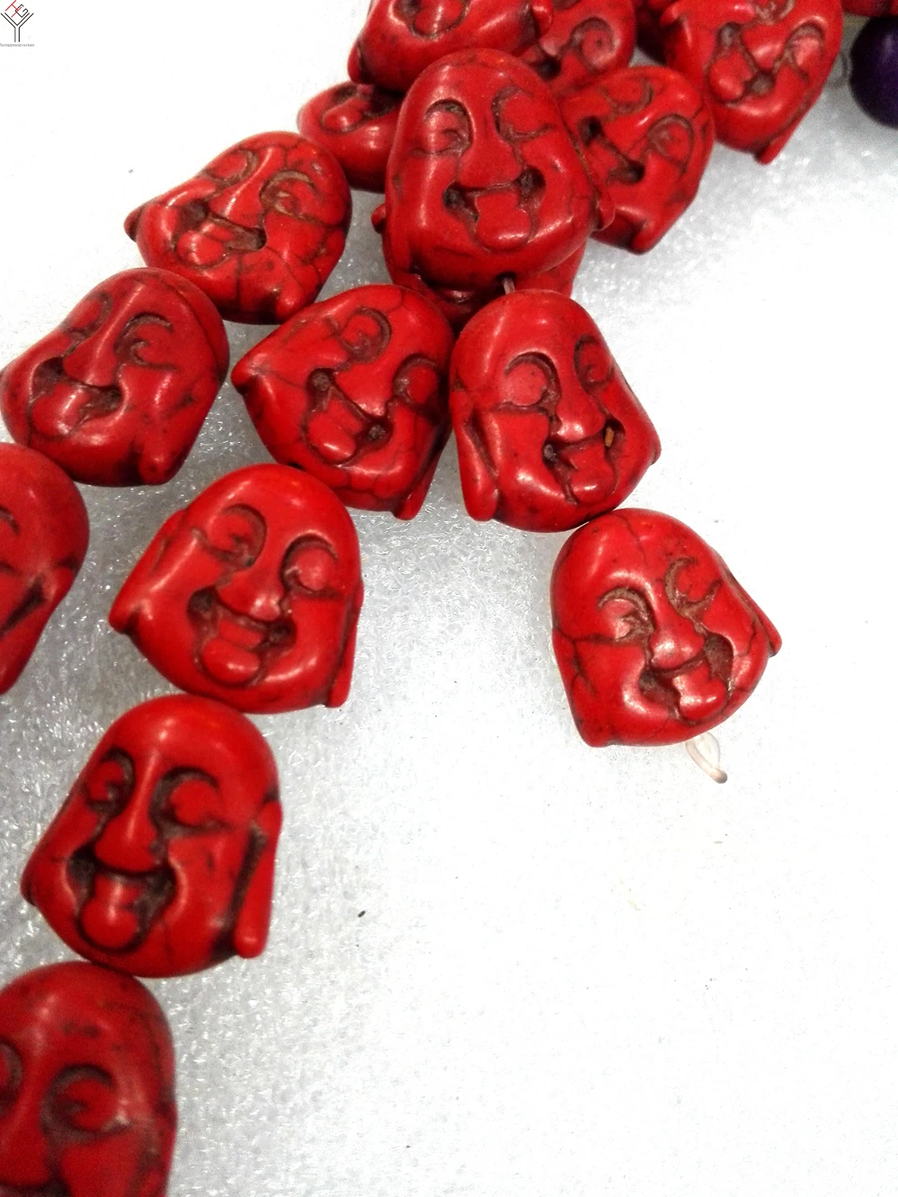 Total 18 beads 18x20mm Bright hot red carve Buddha head flat howlite stone Loose Beads
Total 18 beads 18x20mm Bright hot red carve Buddha head flat howlite stone Loose Beads