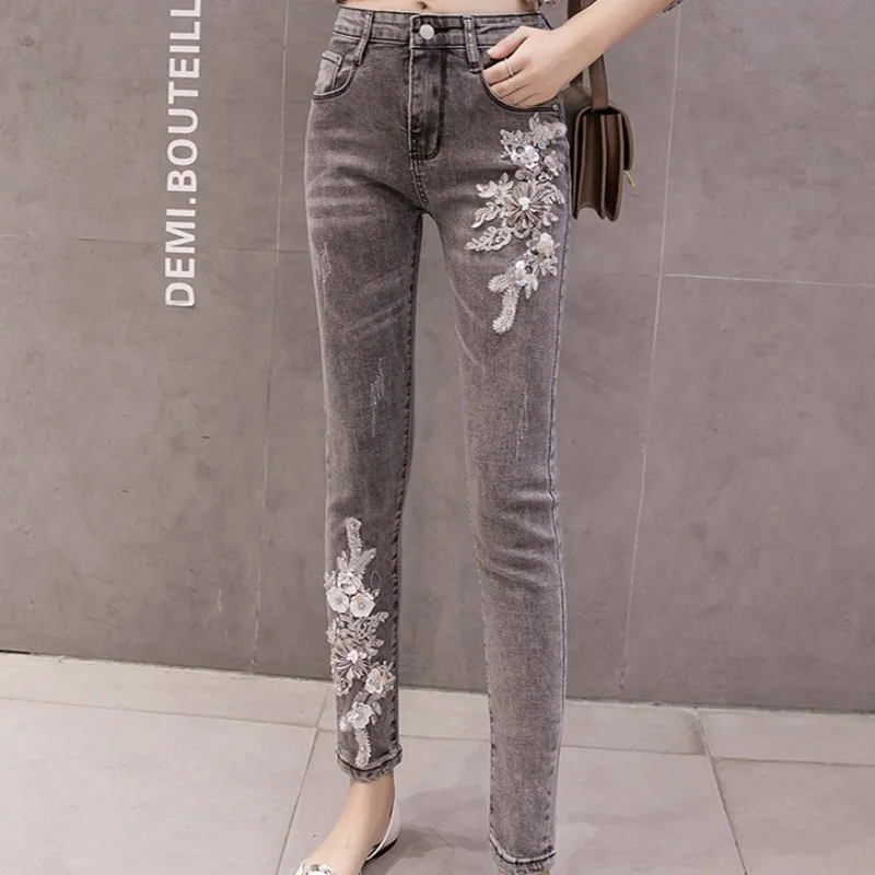 Floral Embrodered Flares European New Womens Denim Pants High Waist Slim Fit Big Size Ankle Length Female Pencil Jeans Trousers
Floral Embrodered Flares European New Womens Denim Pants High Waist Slim Fit Big Size Ankle Length Female Pencil Jeans Trousers
