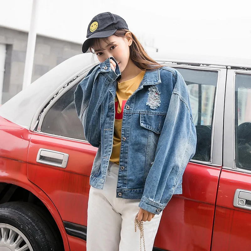 Cowboy coat women's loose coat 2019 spring and autumn new style women's wear embroidered long sleeved denim jacket
Cowboy coat women's loose coat 2019 spring and autumn new style women's wear embroidered long sleeved denim jacket