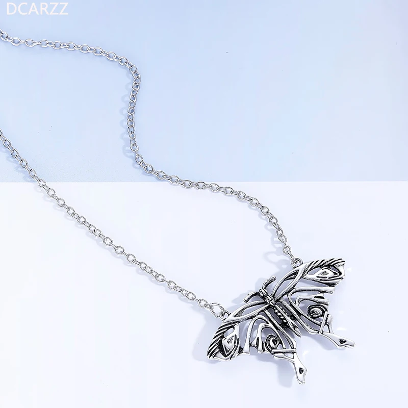 Mamma Миа ожерелье кулон из античной бабочка подвеска в форме большой бабочки