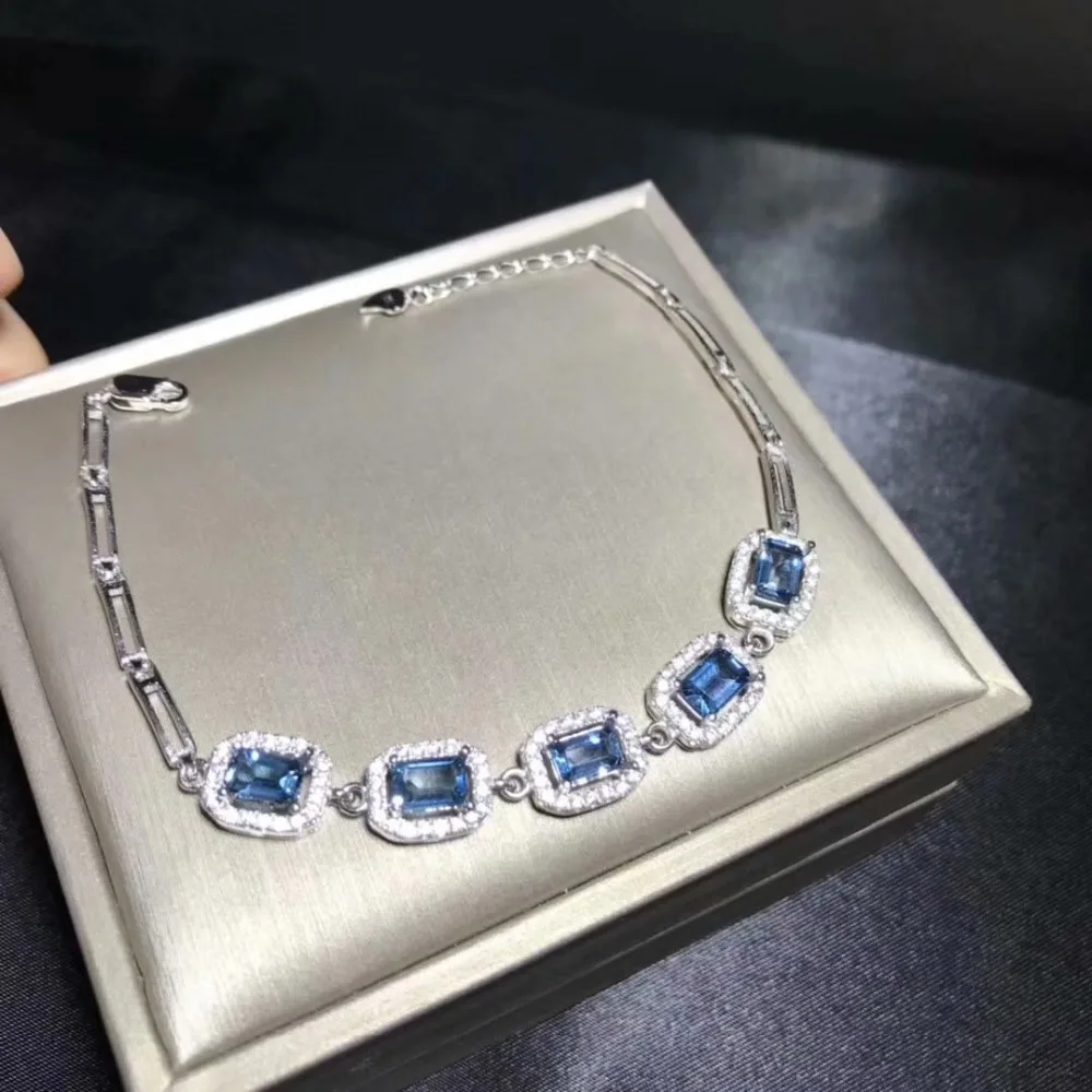 925 sterling silver inlaid with natural Topstone bracelet popular fashion style to give lover's girlfriend birthday gift
925 sterling silver inlaid with natural Topstone bracelet popular fashion style to give lover's girlfriend birthday gift
