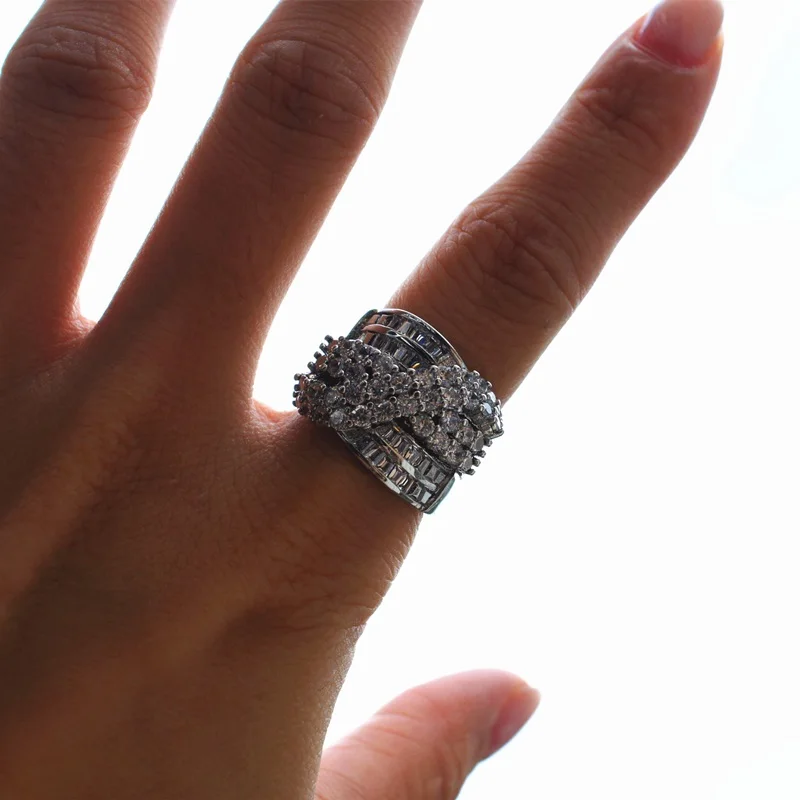 OMHXZJ Wholesale European Fashion Woman Man Party Wedding Gift Luxury White AAA Zircon 18KT White Gold Ring RR609
OMHXZJ Wholesale European Fashion Woman Man Party Wedding Gift Luxury White AAA Zircon 18KT White Gold Ring RR609