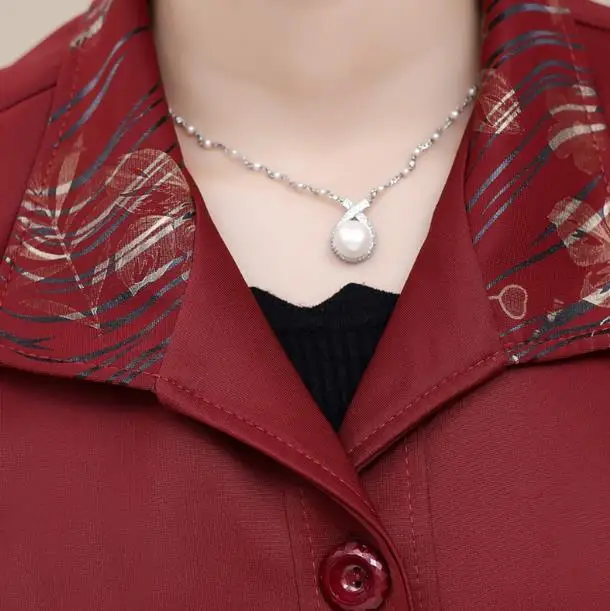 Middle-aged women spring and autumn vest 2018 new women's shirt vest fashion large size thin vest women's casual jacket A1028
Middle-aged women spring and autumn vest 2018 new women's shirt vest fashion large size thin vest women's casual jacket A1028