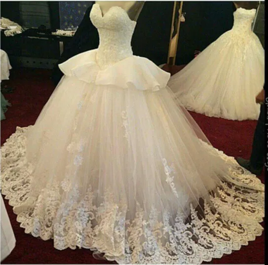 Boho Vestido De Noiva Muslim Wedding Dresses Ball Gown Sweetheart Tulle Appliques Lace Dubai Arabic Wedding Gown Bridal
Boho Vestido De Noiva Muslim Wedding Dresses Ball Gown Sweetheart Tulle Appliques Lace Dubai Arabic Wedding Gown Bridal