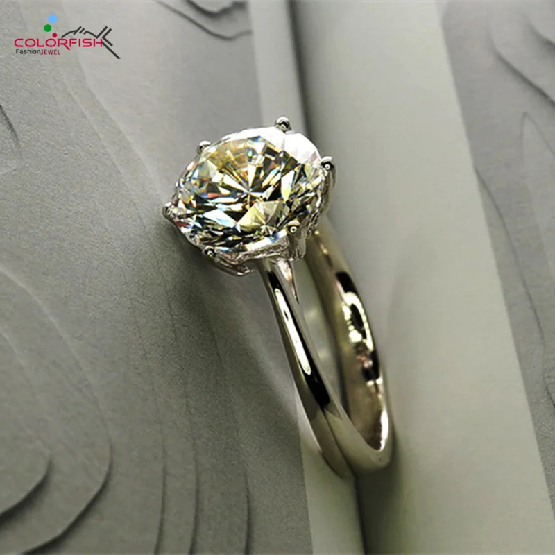 COLORFISH Luxury 4 Carat Round Cut Solitaire Ring Classic Six Prong SONA CZ Solid 925 Sterling Silver Engagement Rings For Women
COLORFISH Luxury 4 Carat Round Cut Solitaire Ring Classic Six Prong SONA CZ Solid 925 Sterling Silver Engagement Rings For Women