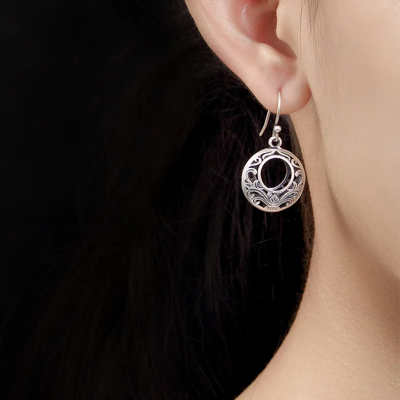 L&P Ethnic Round Hollow Pure 925 Sterling Silver Earrings For Women ,Handmade Top Quality Earrings Vintage Jewelry For Party
L&P Ethnic Round Hollow Pure 925 Sterling Silver Earrings For Women ,Handmade Top Quality Earrings Vintage Jewelry For Party
