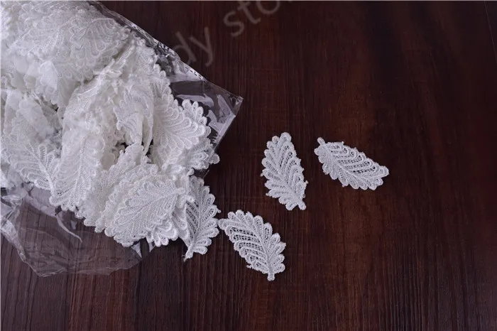 1000pcs cream white leaf shape Lace patch motif applique for hair ornament hair bow DIY accessory 5cm*3cm
1000pcs cream white leaf shape Lace patch motif applique for hair ornament hair bow DIY accessory 5cm*3cm