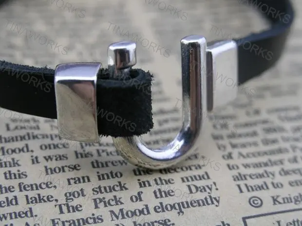 15pcs 10.5x2.3mm Antique Silver Clasp For Various Leather 2.0mm 5.0mm/10.0mm--CLP1080
15pcs 10.5x2.3mm Antique Silver Clasp For Various Leather 2.0mm 5.0mm/10.0mm--CLP1080