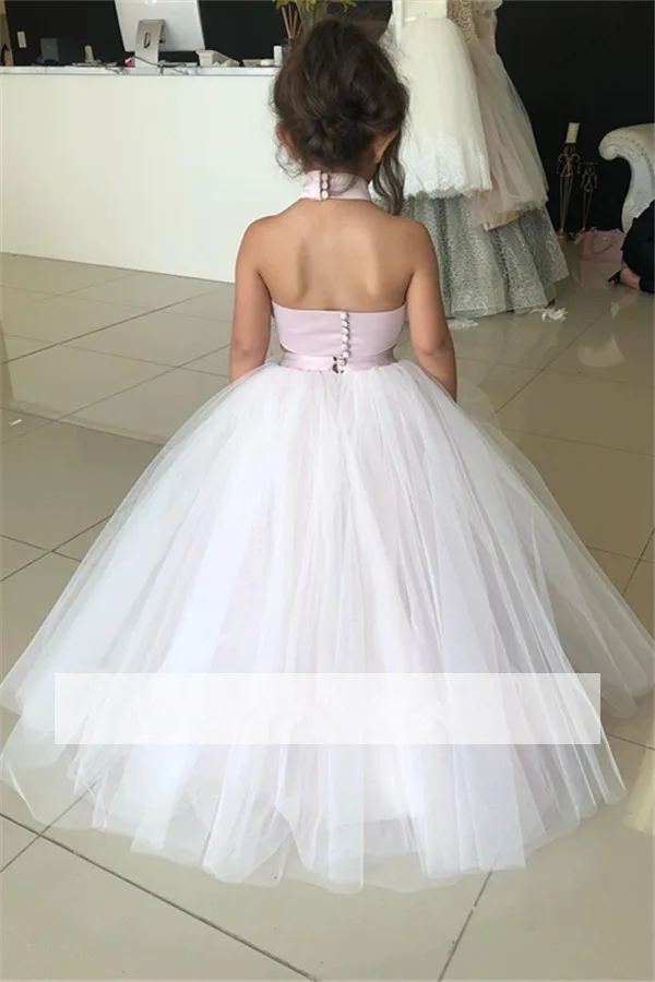 2021 Flower Girl Dresses For Weddings Ball Gown Halter Tulle Lace Pearls Long First Communion Dresses For Little Girls
2021 Flower Girl Dresses For Weddings Ball Gown Halter Tulle Lace Pearls Long First Communion Dresses For Little Girls