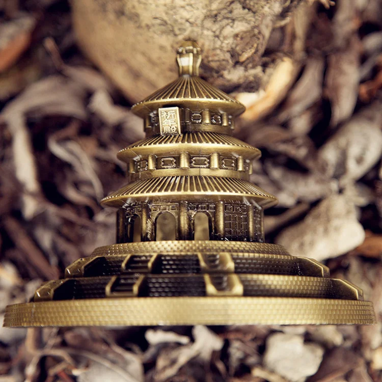 

Creative Chinese Architectural Model Metal Furnishing House Ancient Architecture Beijing Temple Heaven Model Ornaments Crafts