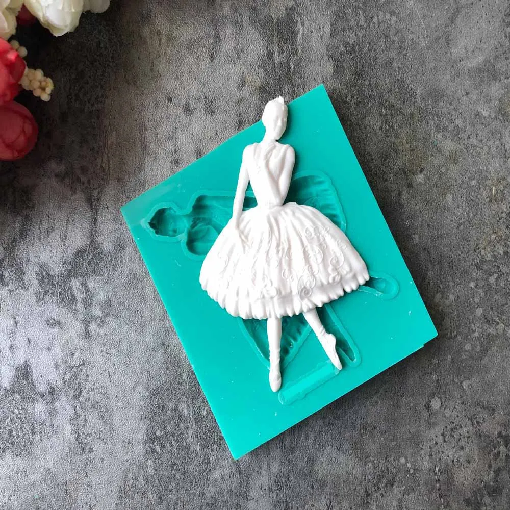 Ballet Girl Silicone Mold DIY Fudge Cake Jelly Dried Pez Baking Appliances Crafts Jewelry Mold Accessories
Ballet Girl Silicone Mold DIY Fudge Cake Jelly Dried Pez Baking Appliances Crafts Jewelry Mold Accessories