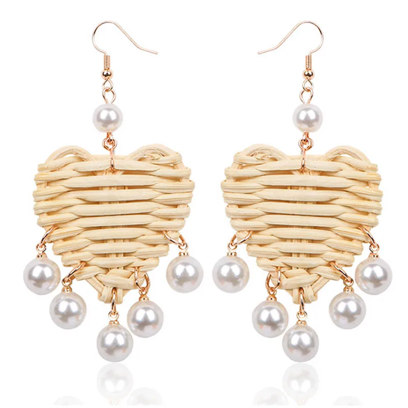 ZWPON 2019 New Handwoven Straw Rattan Woven Love Heart Earrings Women Pearl Chandelier Earrings Dangle Honeymoon Valentine's Day
ZWPON 2019 New Handwoven Straw Rattan Woven Love Heart Earrings Women Pearl Chandelier Earrings Dangle Honeymoon Valentine's Day