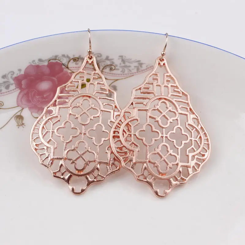 ZWPON 2018 New Gold Filigree Teardrop Earrings for Women Fashion Designer Jeweley Statement Cutout Water Drop Earrings
ZWPON 2018 New Gold Filigree Teardrop Earrings for Women Fashion Designer Jeweley Statement Cutout Water Drop Earrings