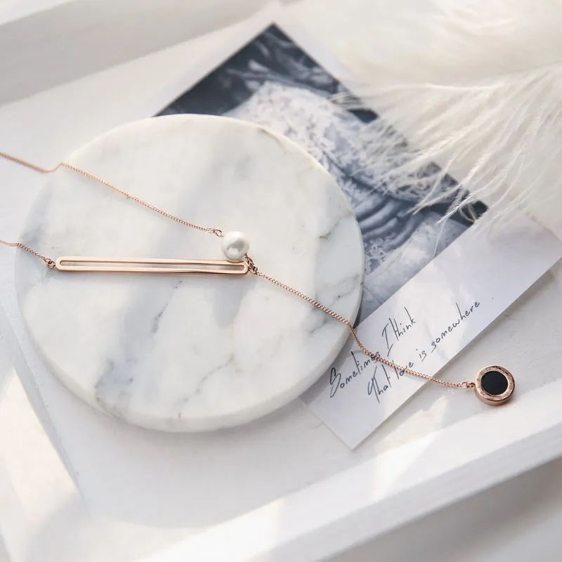YUN RUO Rose Gold Color Fashion Pearl Roman Numerals Long Necklace Sweater Chain Titanium Steel Jewelry Woman Gift Never Fade
YUN RUO Rose Gold Color Fashion Pearl Roman Numerals Long Necklace Sweater Chain Titanium Steel Jewelry Woman Gift Never Fade