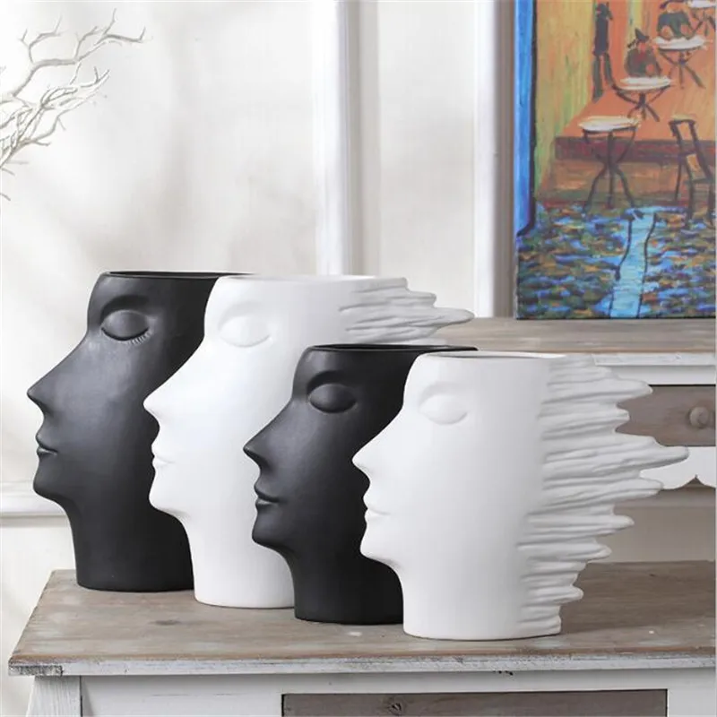 Black and white series of head Abstract character Scandinavian minimalist home decoration wine cabinet decorative Decoration
Black and white series of head Abstract character Scandinavian minimalist home decoration wine cabinet decorative Decoration