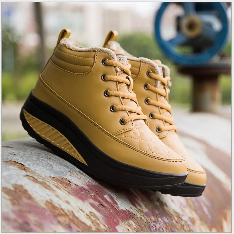 Winter Warm Women Toning Shoes 5CM Thick Soles High-top Lacing Velvet Thermal Women Sneakers Casual Shoes snow boots
Winter Warm Women Toning Shoes 5CM Thick Soles High-top Lacing Velvet Thermal Women Sneakers Casual Shoes snow boots