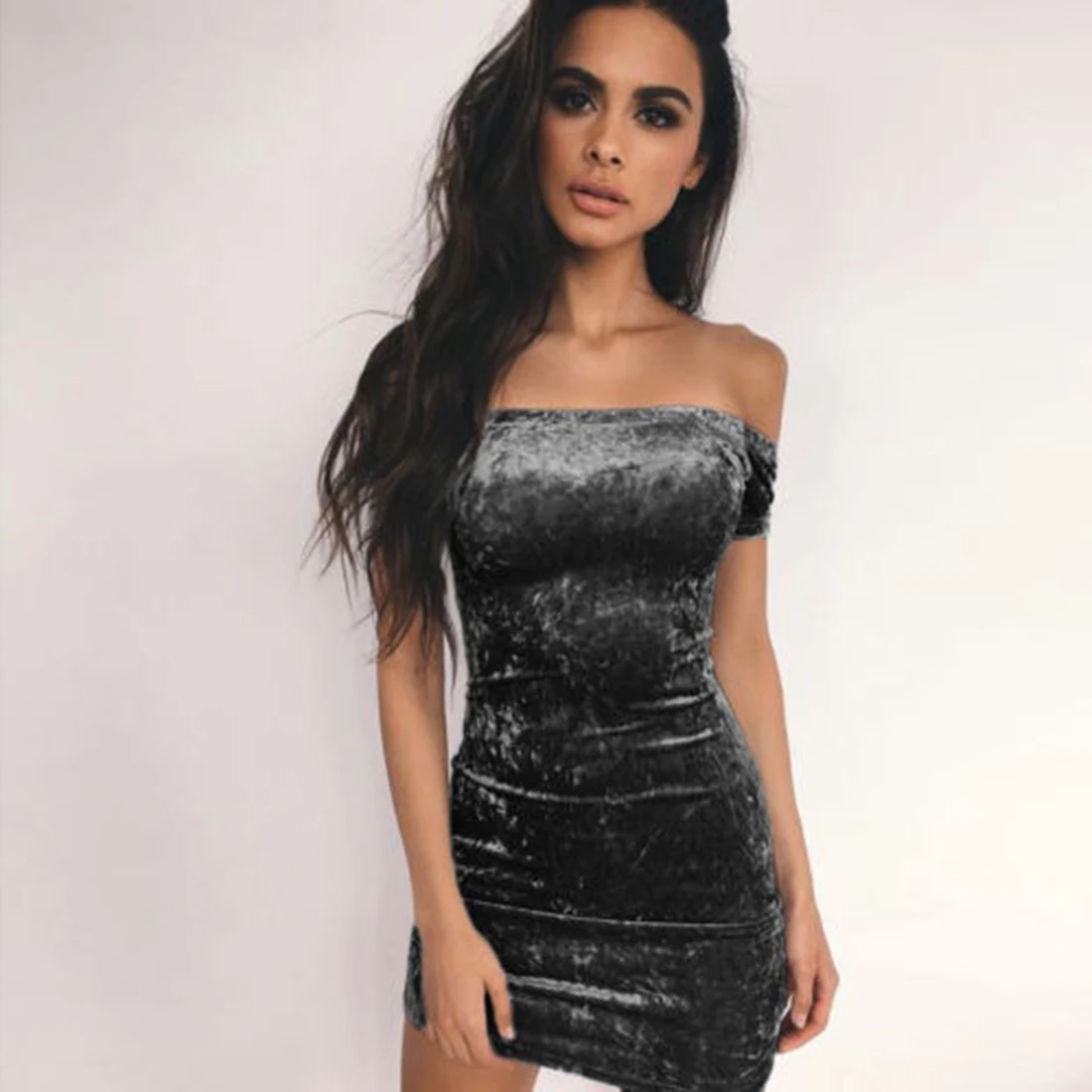 2018 Sexy Off Shoulder Short Dress Women Soft Velvet Night Party Dresses Slim Package Hips Dress Female Casual Mini Vestidos
2018 Sexy Off Shoulder Short Dress Women Soft Velvet Night Party Dresses Slim Package Hips Dress Female Casual Mini Vestidos