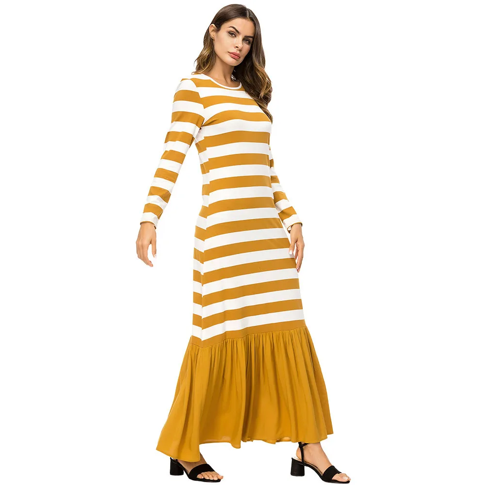 Casual Muslim Abaya Stripe Flounce Maxi Dress Kimono Long Robe Gowns Loose Style Jubah Ramadan Middle East Islamic Clothing
Casual Muslim Abaya Stripe Flounce Maxi Dress Kimono Long Robe Gowns Loose Style Jubah Ramadan Middle East Islamic Clothing