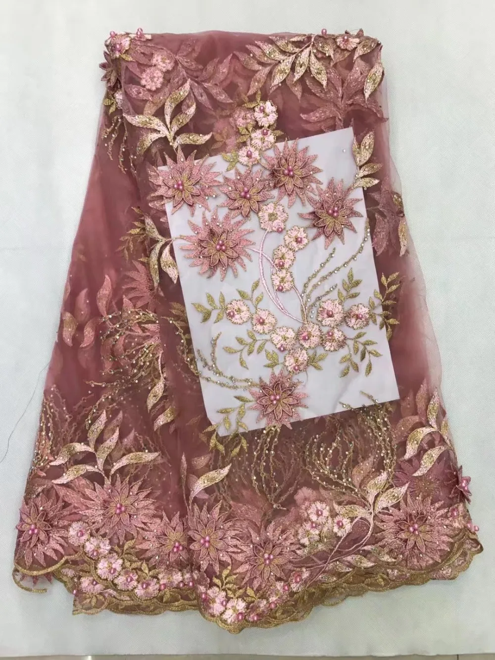 Upscale 3d beaded Lace Fabric Embroidered Flower Fashion Fabric High Quality French Lace Tulle lace African Wedding Lace Fabric
Upscale 3d beaded Lace Fabric Embroidered Flower Fashion Fabric High Quality French Lace Tulle lace African Wedding Lace Fabric
