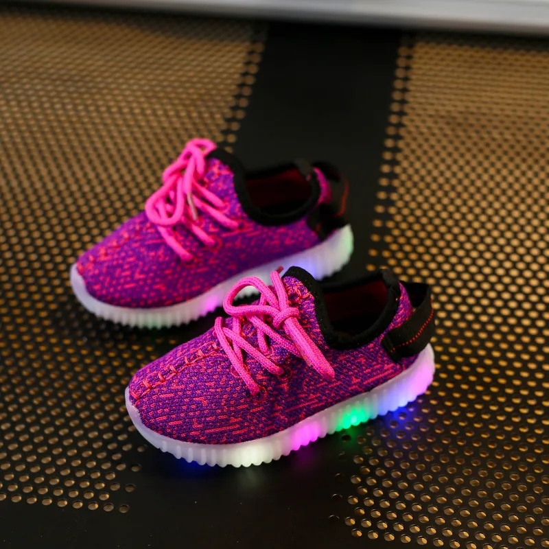 Children luminous sneakers for boys and girls glowing sneakers led shoes Kids Fahion Sports lights shoes SH19046
Children luminous sneakers for boys and girls glowing sneakers led shoes Kids Fahion Sports lights shoes SH19046