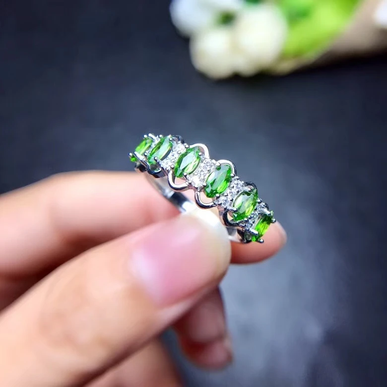 Natural green diopside gem Ring Natural gemstone ring S925 silver trendy Elegant personality Row women party gift fine Jewelry
Natural green diopside gem Ring Natural gemstone ring S925 silver trendy Elegant personality Row women party gift fine Jewelry