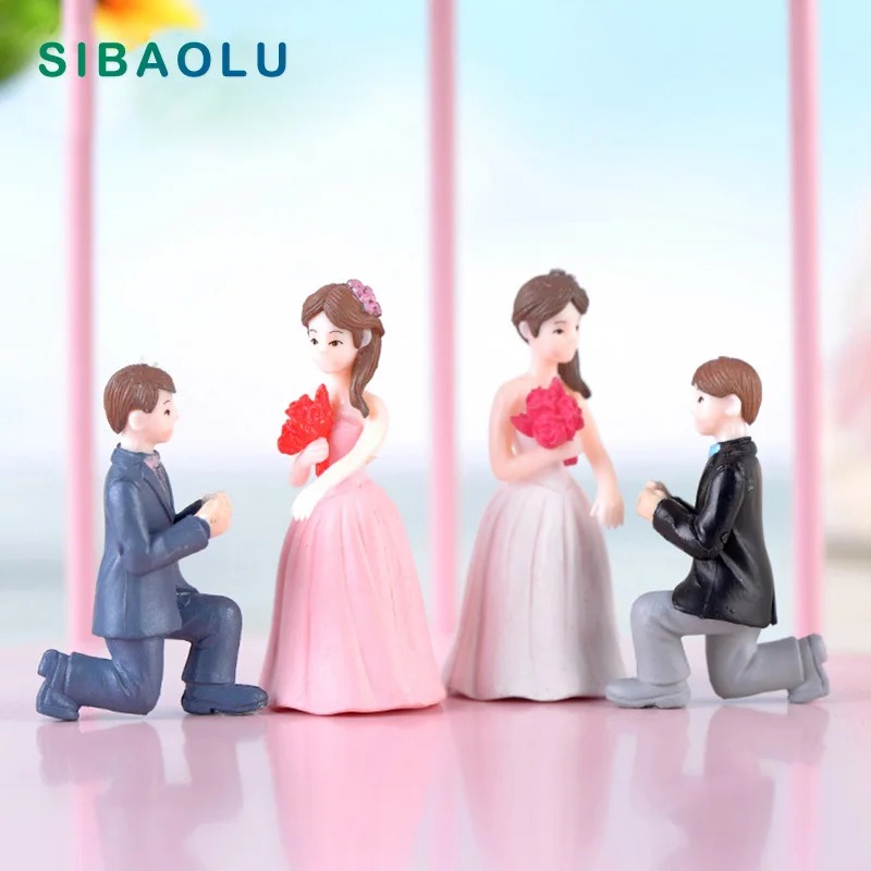2pcs Proposal Lover model Boy Girl Miniature Figurine Doll House Decoration cartoon Dollhouse people cake ornament DIY accessory
2pcs Proposal Lover model Boy Girl Miniature Figurine Doll House Decoration cartoon Dollhouse people cake ornament DIY accessory