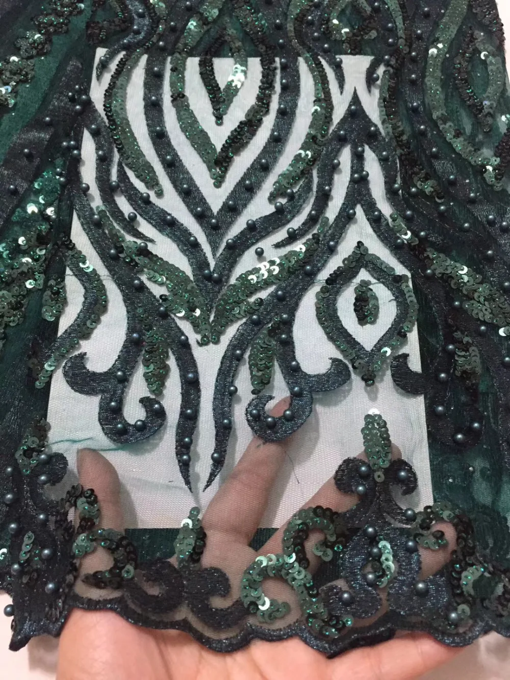 Novelty 3D French lace With Sequins And Beaded 5 Yards/lot 2018 Latest Design Green African Lace Fabric For Wedding Dress CDF179
Novelty 3D French lace With Sequins And Beaded 5 Yards/lot 2018 Latest Design Green African Lace Fabric For Wedding Dress CDF179