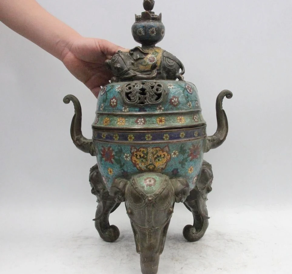 20" Tibet Buddhism Cloisonne Bronze Copper Elephant Handle Incense Burner Censer
20" Tibet Buddhism Cloisonne Bronze Copper Elephant Handle Incense Burner Censer