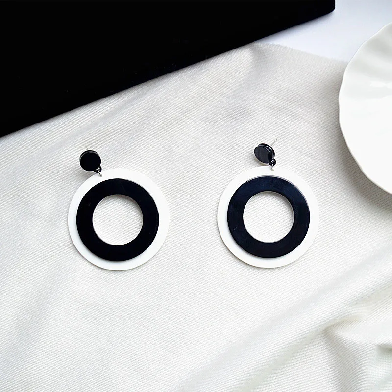 2018 New Arrival Hot Sale Korean Round Black White Red Star Heart Circle 12 Models Seaside Drop Earring Earrings 1 Pair | Украшения и