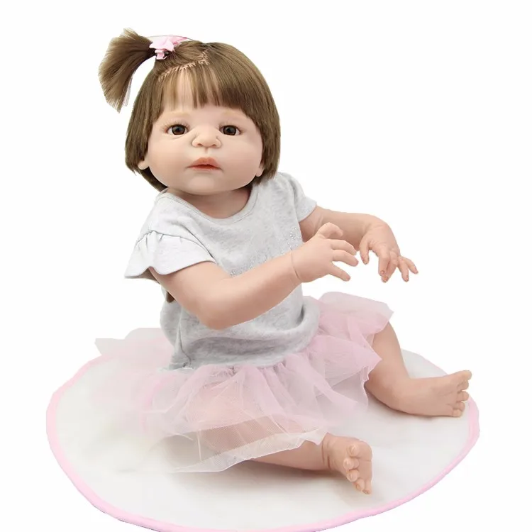 23inch full silicone Newborn baby Doll reborn toys Menina bebe alive super girl doll for Kids Handmade Princess Bonecas for sale
23inch full silicone Newborn baby Doll reborn toys Menina bebe alive super girl doll for Kids Handmade Princess Bonecas for sale