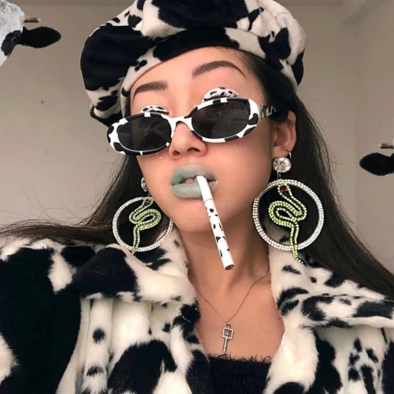 Designer Chic Sunglasses For Women Classic Oval Fashion Sun Glasses 2018 Summer Sunglass Oculos de Sol
Designer Chic Sunglasses For Women Classic Oval Fashion Sun Glasses 2018 Summer Sunglass Oculos de Sol