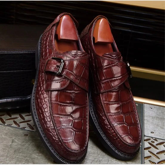 NEW Men round-toe handmade Crocodile pattern shoes fashion buckle falt oxford for men Genuine leather party wedding shoes
NEW Men round-toe handmade Crocodile pattern shoes fashion buckle falt oxford for men Genuine leather party wedding shoes