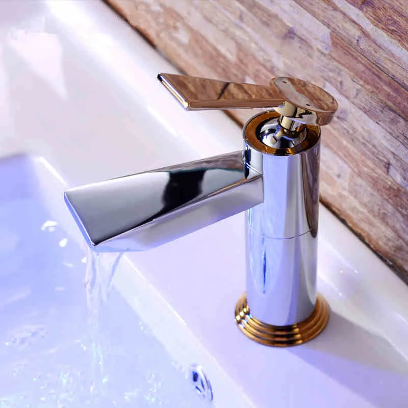 2021 Wholesle New Arrival Patent Design Solid Brass Wash Basin Mixer Waterfall Faucet Bathroom Tap
2021 Wholesle New Arrival Patent Design Solid Brass Wash Basin Mixer Waterfall Faucet Bathroom Tap