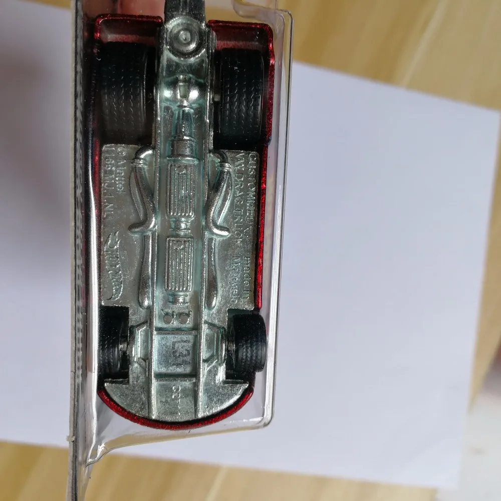 Hot Wheels 1:64 Car Red Line Club VOLK WAGEN DRAG TRUCK Collector Edition Real Riders Metal Diecast Collection Kids Toys Gift
Hot Wheels 1:64 Car Red Line Club VOLK WAGEN DRAG TRUCK Collector Edition Real Riders Metal Diecast Collection Kids Toys Gift