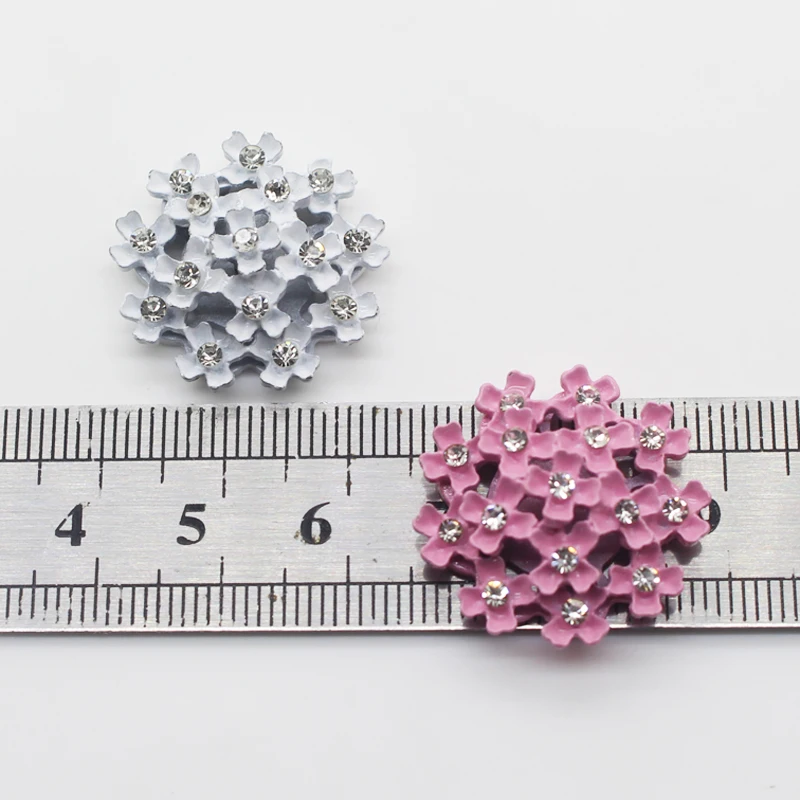 10pcs/lot 23MM Round Rhinestone Diamond Button Wedding Decoration Accessories DIY Fashion Craft Alloy Decoration Accessories
10pcs/lot 23MM Round Rhinestone Diamond Button Wedding Decoration Accessories DIY Fashion Craft Alloy Decoration Accessories