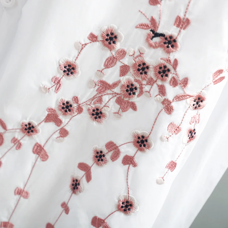 new Plus Size Solid White Women Blouses Floral Embroideried Long Sleeve Female Clothing Casual Lady Tops
new Plus Size Solid White Women Blouses Floral Embroideried Long Sleeve Female Clothing Casual Lady Tops