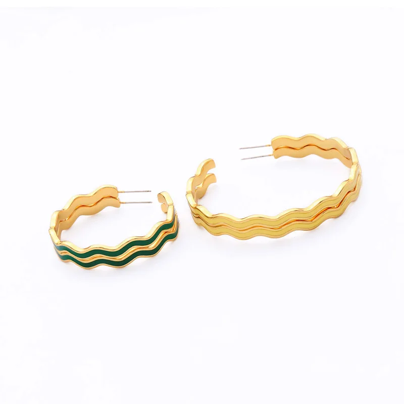 Women's stud earrings oiled yellow green color metal European and American style classic sweet earrings top quality for ladies
Women's stud earrings oiled yellow green color metal European and American style classic sweet earrings top quality for ladies