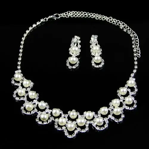 Hot party Wedding Bridal Party Chic Shiny Rhinestone Faux Pearl Necklace Earrings Set New
Hot party Wedding Bridal Party Chic Shiny Rhinestone Faux Pearl Necklace Earrings Set New