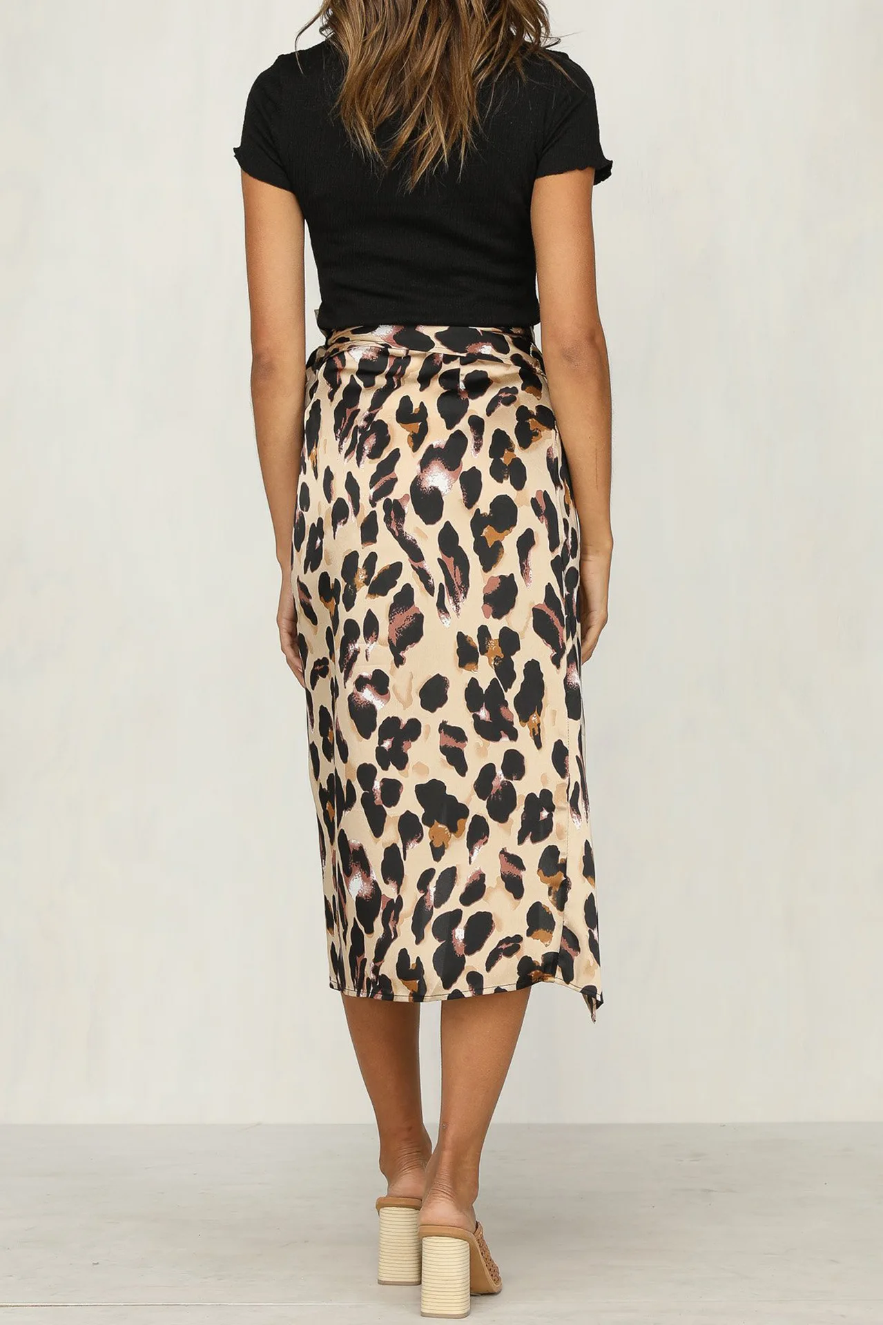 women skirt plus size skirts leopard print casual harajuku womens 2021 summer street wear 80s costumes woman casual
women skirt plus size skirts leopard print casual harajuku womens 2021 summer street wear 80s costumes woman casual