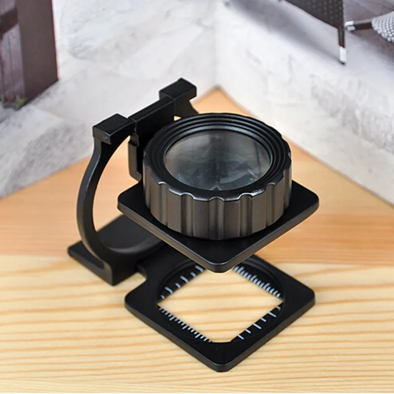 20X Metal Jewelry Portable Folding Cloth Magnifier with Reading Scale 0.1cm Circuit Boards Textiles Pocket Magnifying Glass
20X Metal Jewelry Portable Folding Cloth Magnifier with Reading Scale 0.1cm Circuit Boards Textiles Pocket Magnifying Glass