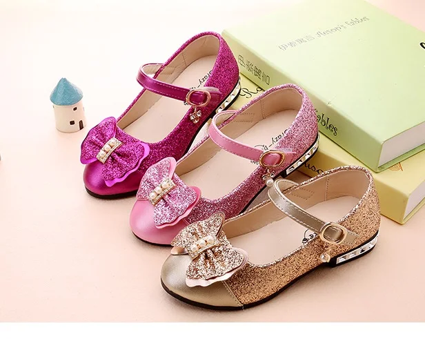 Hot Girls Leather Shoes Autumn Bowtie Sandals 2018 New Children Shoes High Heels Princess Sweet Sandals For Girls
Hot Girls Leather Shoes Autumn Bowtie Sandals 2018 New Children Shoes High Heels Princess Sweet Sandals For Girls