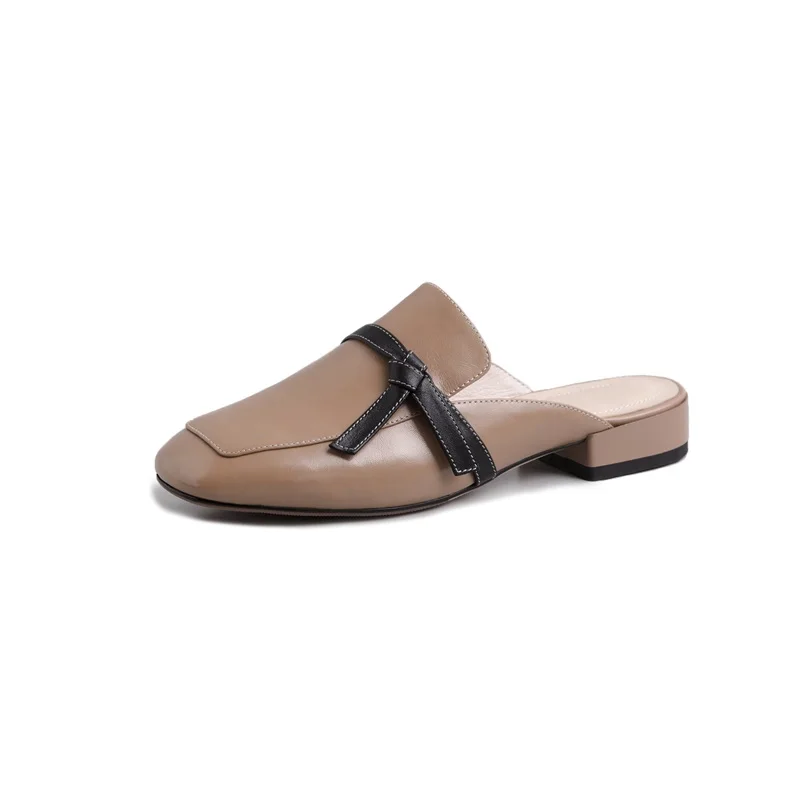 ZVQ Woman Classic Concise Comfortable Slippers 2019 Summer New Low Heel Ladies External Wear Shoes Genuine Leather Bow Slippers
ZVQ Woman Classic Concise Comfortable Slippers 2019 Summer New Low Heel Ladies External Wear Shoes Genuine Leather Bow Slippers