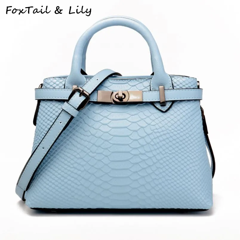 FoxTail & Lily Crocodile Embossed Leather Handbags Brand Designer Women Genuine Leather Shoulder Bags Small Female Crossbody Bag
FoxTail & Lily Crocodile Embossed Leather Handbags Brand Designer Women Genuine Leather Shoulder Bags Small Female Crossbody Bag