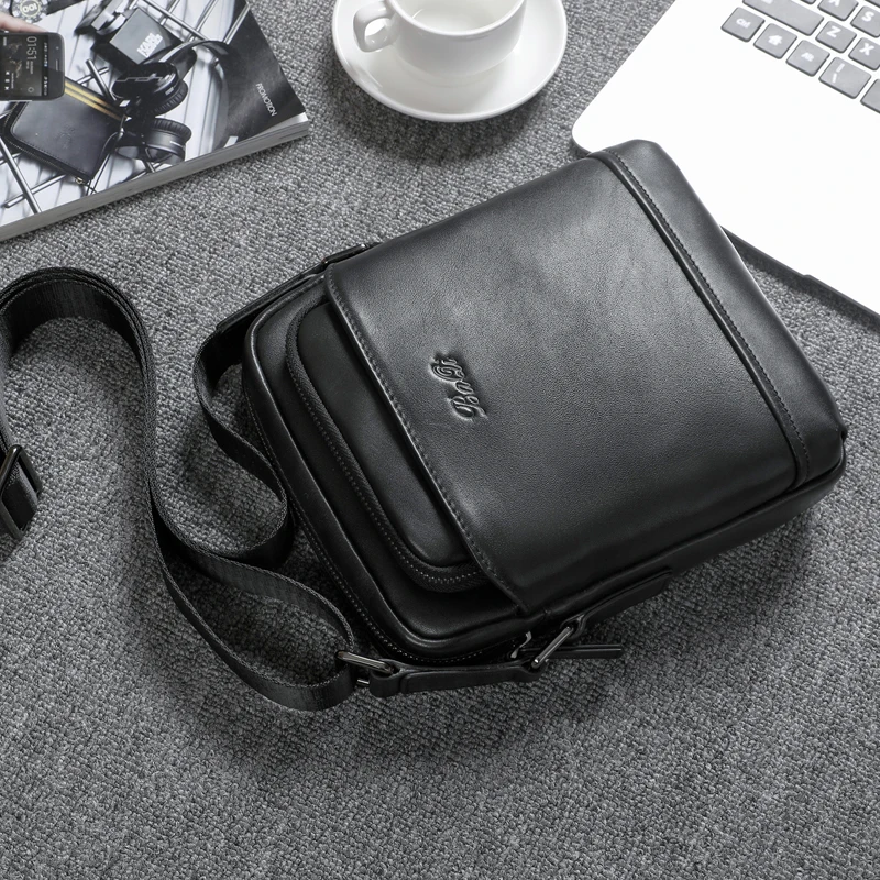 Wmnuo Men's Single Shoulder Bag Fashion Crossbody Bag Large Capacity Youth Cowhide Business Genuine Upright Small Leather Bag
Wmnuo Men's Single Shoulder Bag Fashion Crossbody Bag Large Capacity Youth Cowhide Business Genuine Upright Small Leather Bag