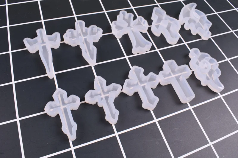 1pc Mix Cross Shape Silicone Soap Mold, Fondant Cake Decorating, Candy Mold Tools Crystal UV Silicone Cake Mold DIY Mold Gift
1pc Mix Cross Shape Silicone Soap Mold, Fondant Cake Decorating, Candy Mold Tools Crystal UV Silicone Cake Mold DIY Mold Gift