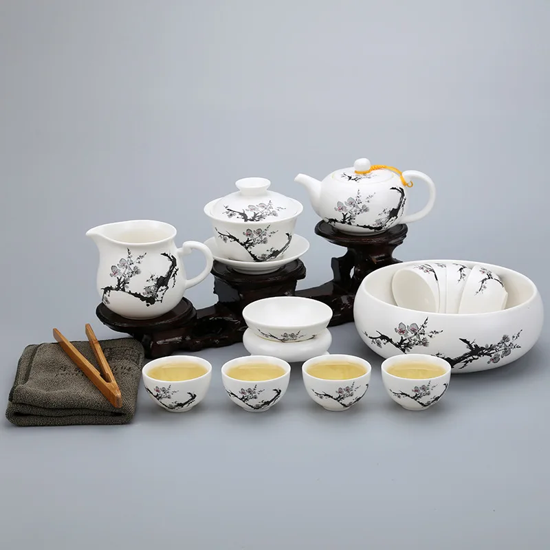 Matte ceramic kung Fu tea set celadon bone china cup teapot tearde factory direct
Matte ceramic kung Fu tea set celadon bone china cup teapot tearde factory direct