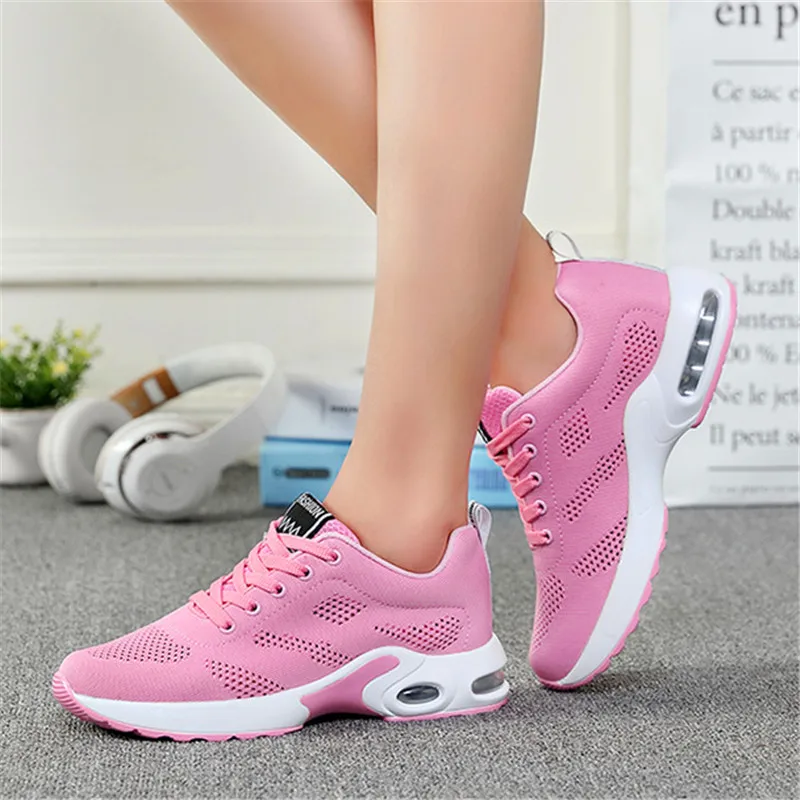 2020 summer new air cushion breathable hollow flying woven casual running men and women couple shoes
2020 summer new air cushion breathable hollow flying woven casual running men and women couple shoes